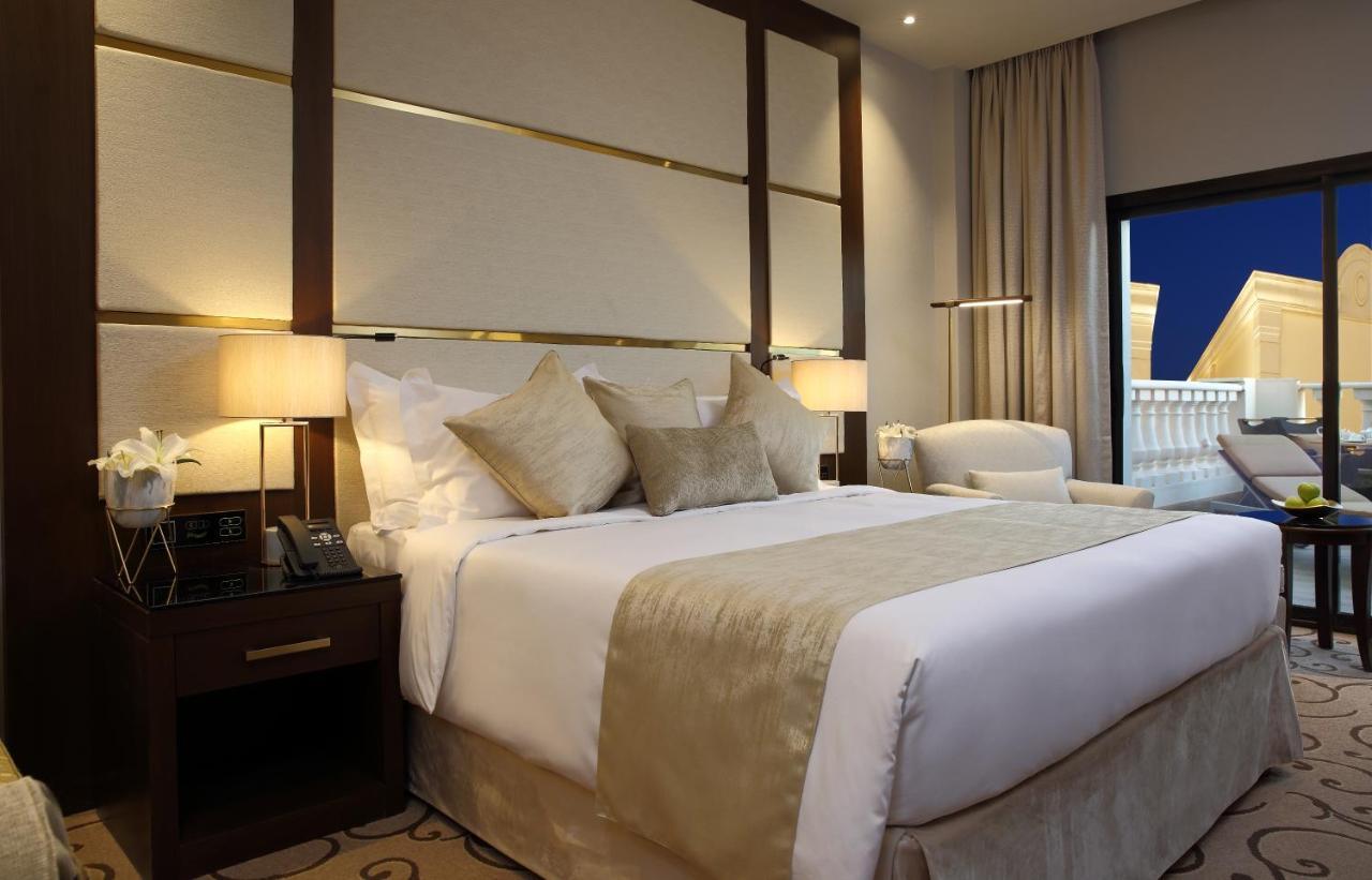 Vittori Palace Hotel And Residences Riyad Extérieur photo A bedroom at the hotel