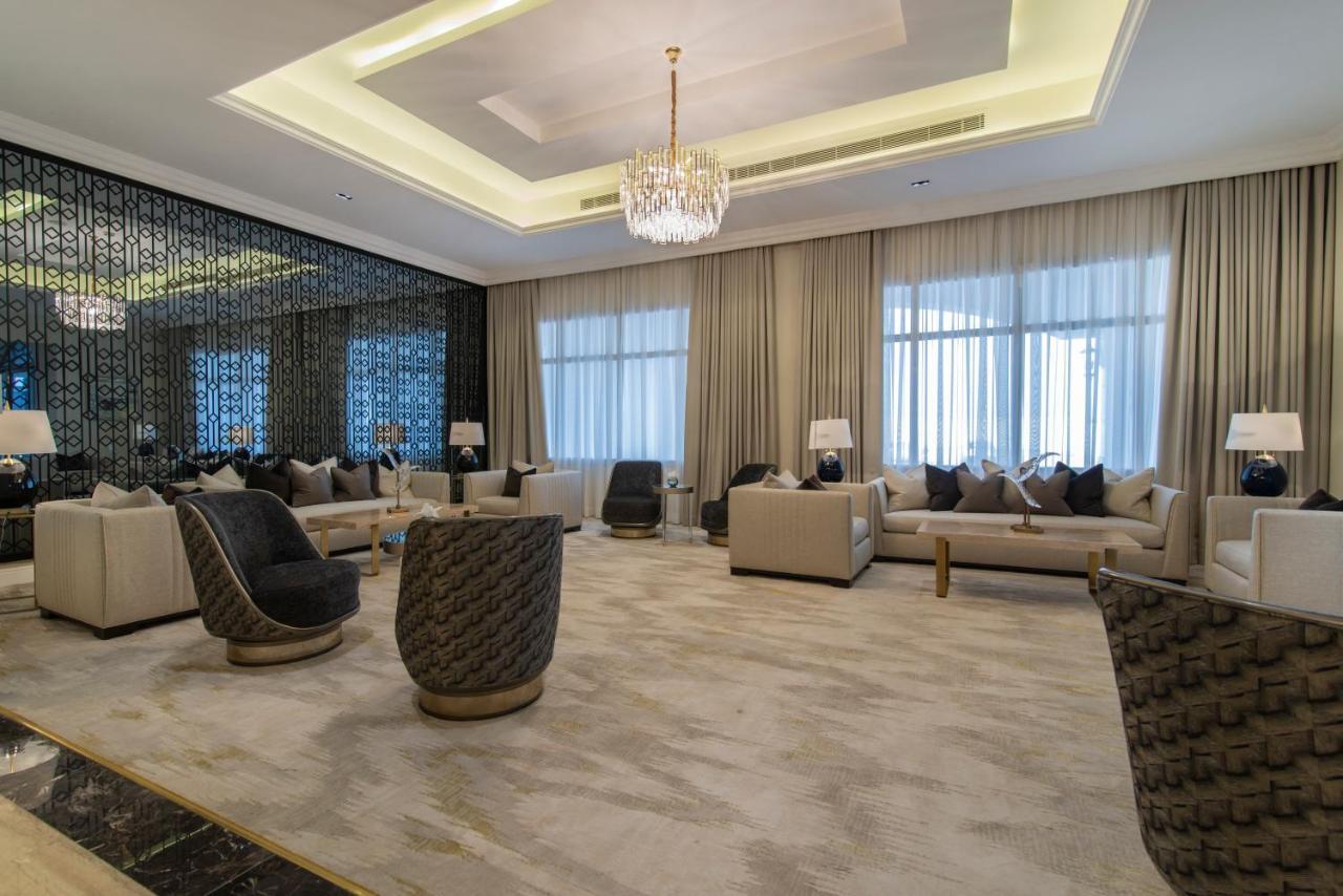 Vittori Palace Hotel And Residences Riyad Extérieur photo The interior of the lounge