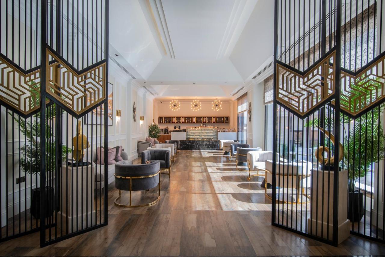 Vittori Palace Hotel And Residences Riyad Extérieur photo The interior of the hotel