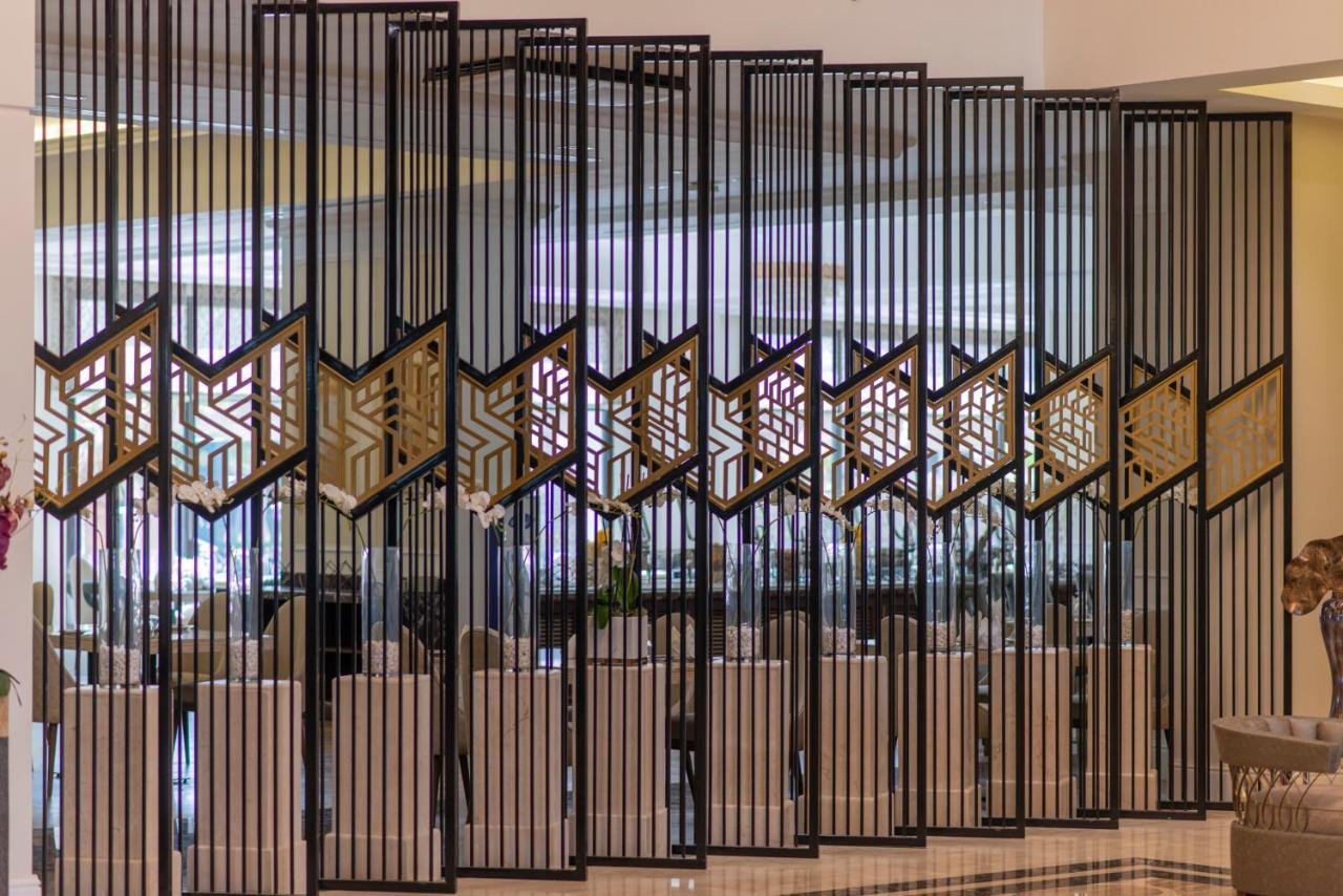 Vittori Palace Hotel And Residences Riyad Extérieur photo The Klais organ